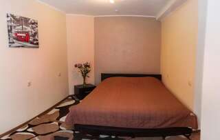 Апарт-отели Helen Hotel Николаев Номер с сауной.-1