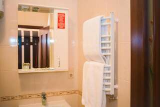 Апарт-отели Helen Hotel Николаев Двухместный номер «Комфорт» с 1 кроватью-2